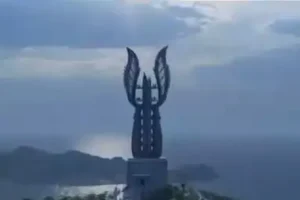 Monumen Kujang Sapasang Sumedang