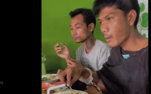 polisi traktir napi makan enak