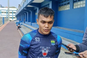Edo Febriansah Berharap Rachmat Irianto Segera Pulih dan Kembali Ke Persib