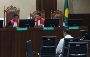 rafael alun gratifikasi