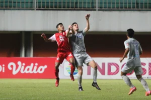 sanksi komdis pssi, persib bandung bojan hodak