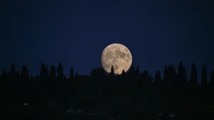 super blue moon