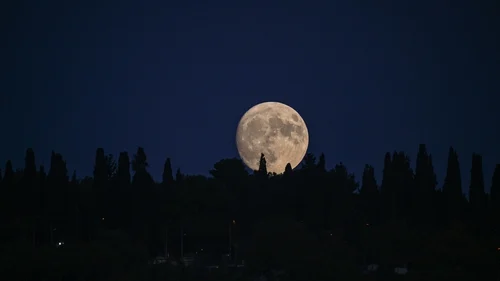 super blue moon