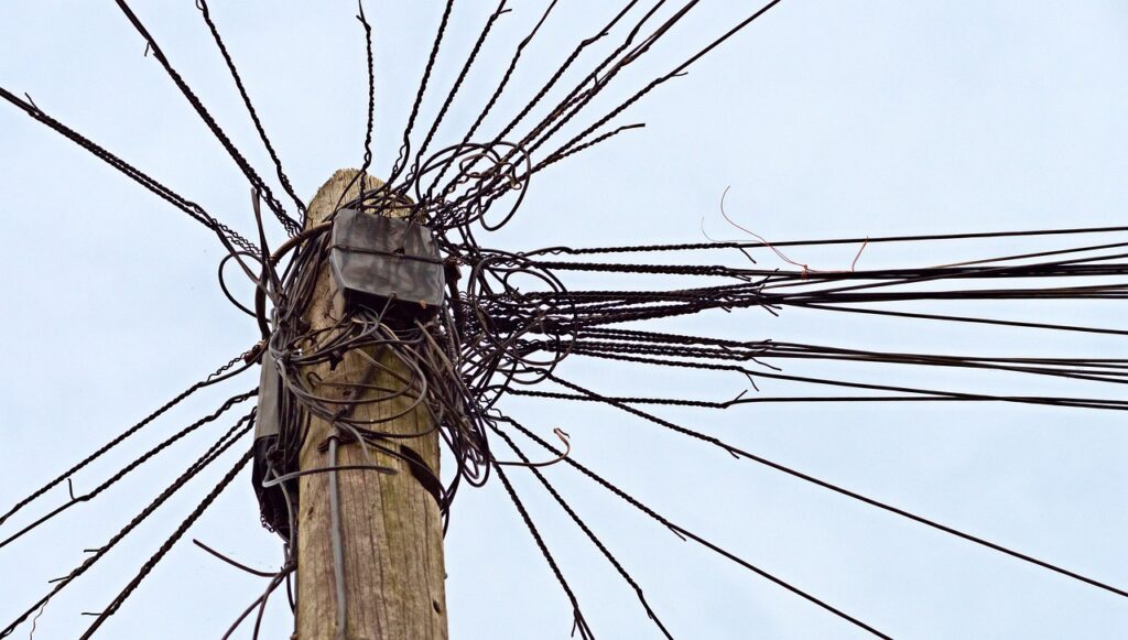 Kabel Udara Semrawut