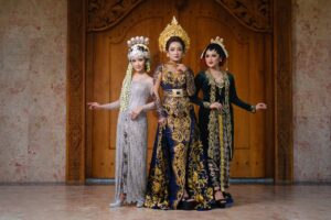 Jokowi Istana Berkebaya