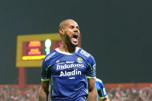 Selebrasi Menangisnya David da Silva