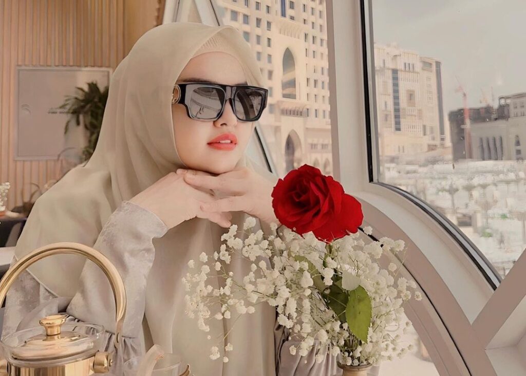 Selebgram Nur Utami