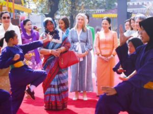 Silat Betawi di Spouse Program KTT ke-43 ASEAN