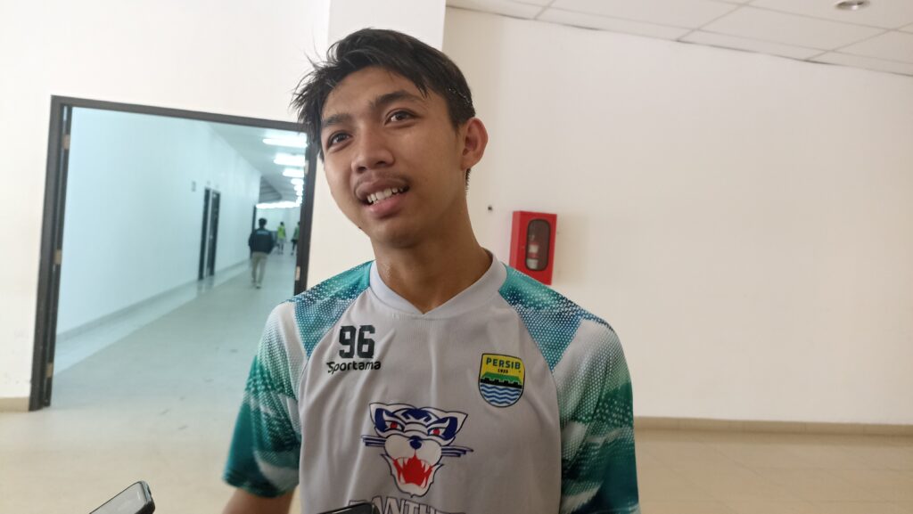 Gelandang Muda Persib Bandung Gabung Persijap Jepara, Adhitia: Butuh Kesempatan Lebih Banyak 