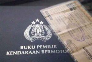 Kertas yang digunakan STNK