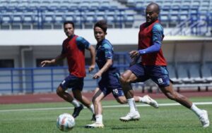 Arsan Makarin Hengkang Dari Persib