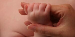 bayi kecelakaan maut