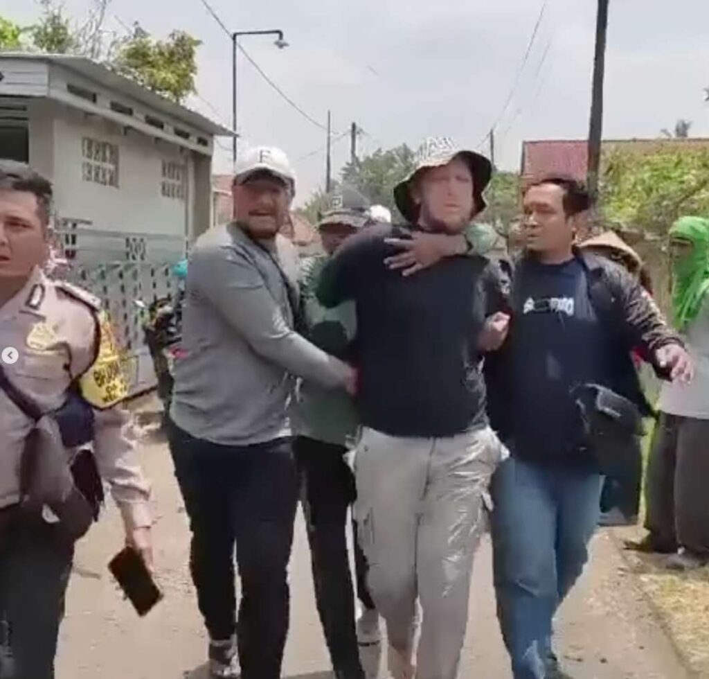 bule bunuh mertua