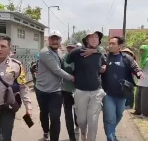 bule bunuh mertua