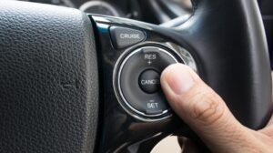 cruise control mobil