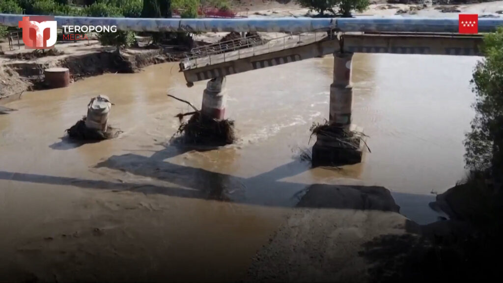 Bencana Banjir Terjang Spanyol Setelah Hujan Lebat
