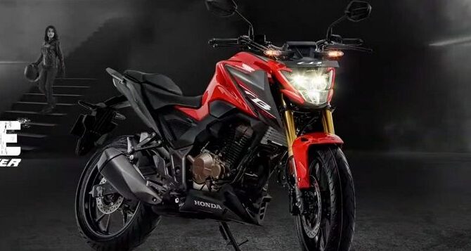 Motor Honda CB 300 f