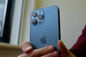 iPhone 15