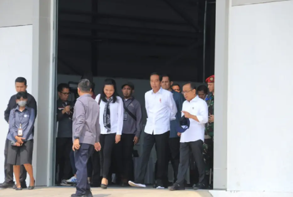 kereta cepat kunjungan jokowi
