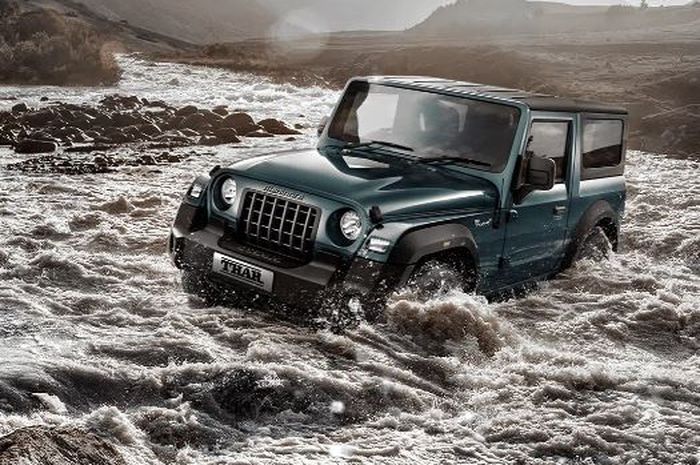 Mahindra Thar 4x2 Jeep Wrangler