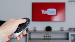 nonton YouTube tanpa iklan