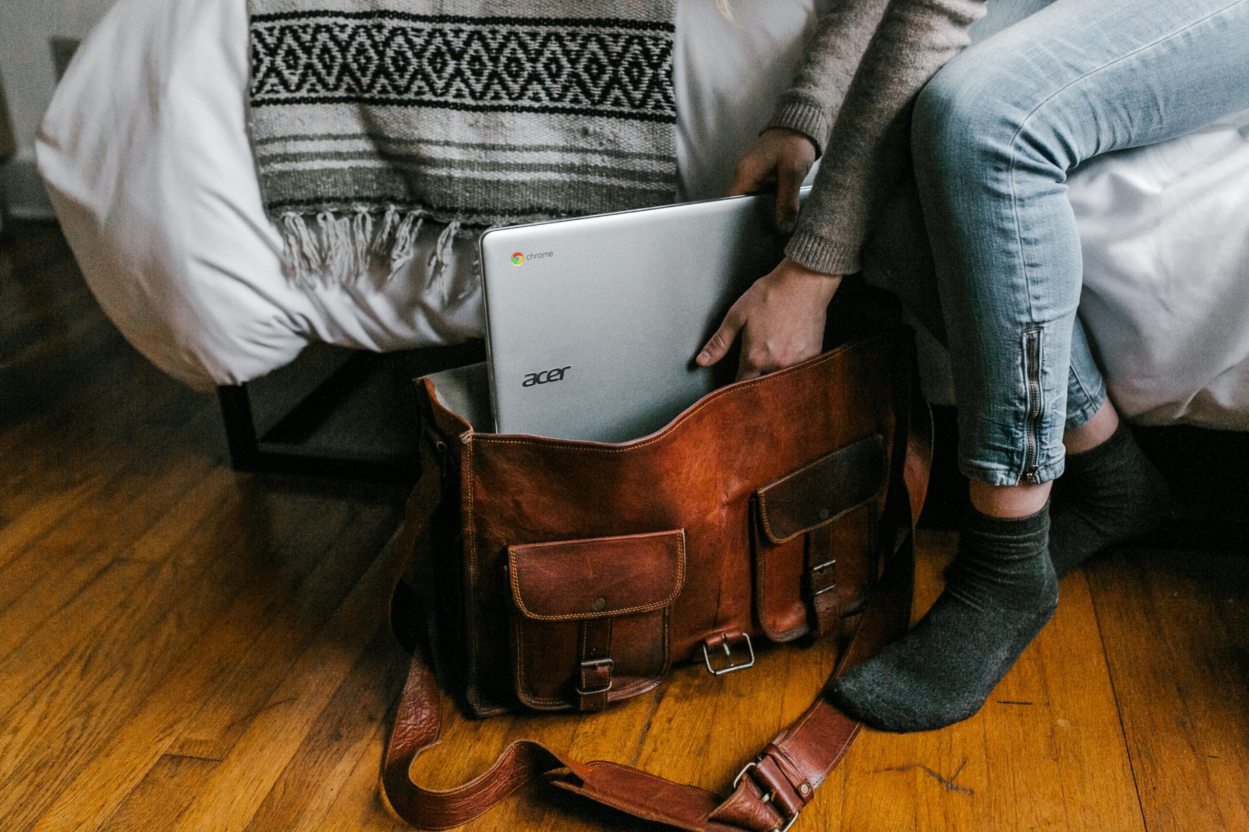 Tas Laptop Wanita