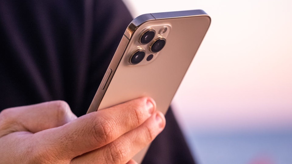 radiasi iphone 12