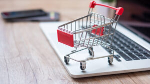 ransaksi jual-beli melalui e-commerce