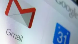 Fitur Reaksi Emoji Gmail