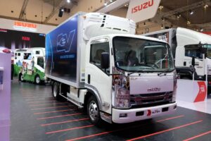 Isuzu ELF listrik
