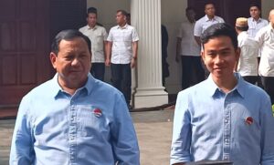 Prabowo dan Gibran Daftar Capres-Cawapres di KPU
