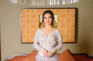 Profil Istri Gibran