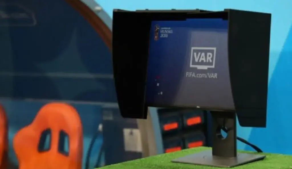 Ercik Thohir VAR