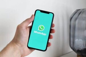 WhatsApp Diblokir