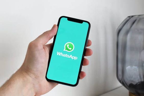 WhatsApp Diblokir