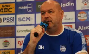 Disebut Jadi Jimat Keberuntungan Persib, Bojan Hodak Beri Komentar
