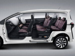 mobil bekas toyota