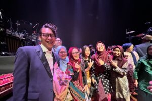 Ardhito Pramono pentas ethnochestra di Kuala Lumpur