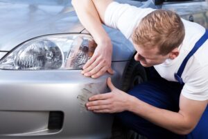 tips memperbaiki cat mobil tergores