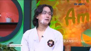 Profil Leon Dozan