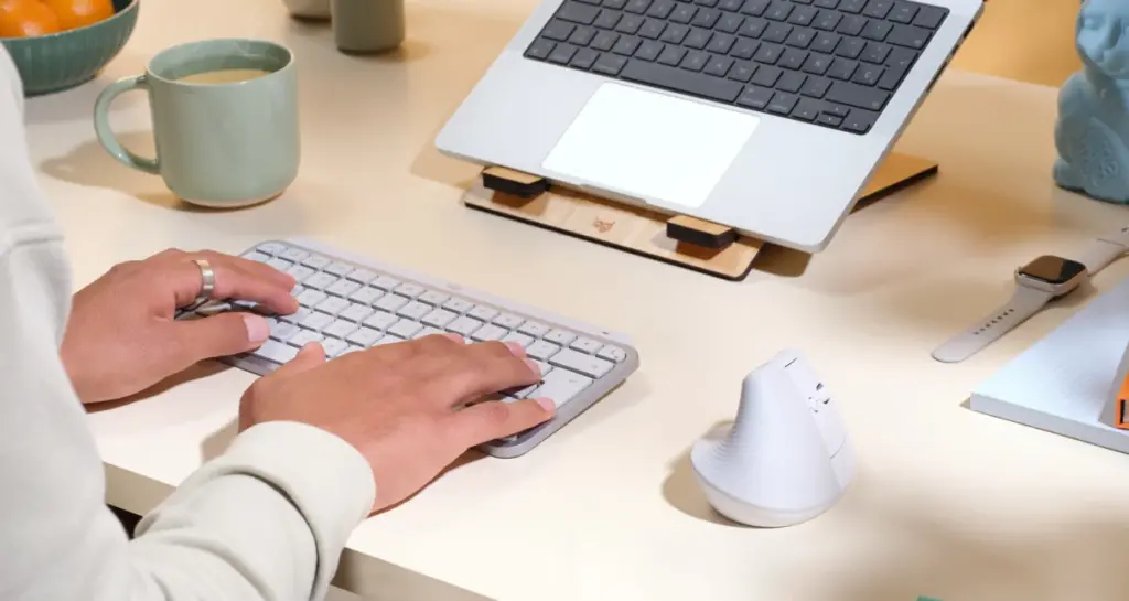 aksesori macbook