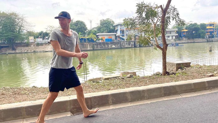 chris martin membumi (2)