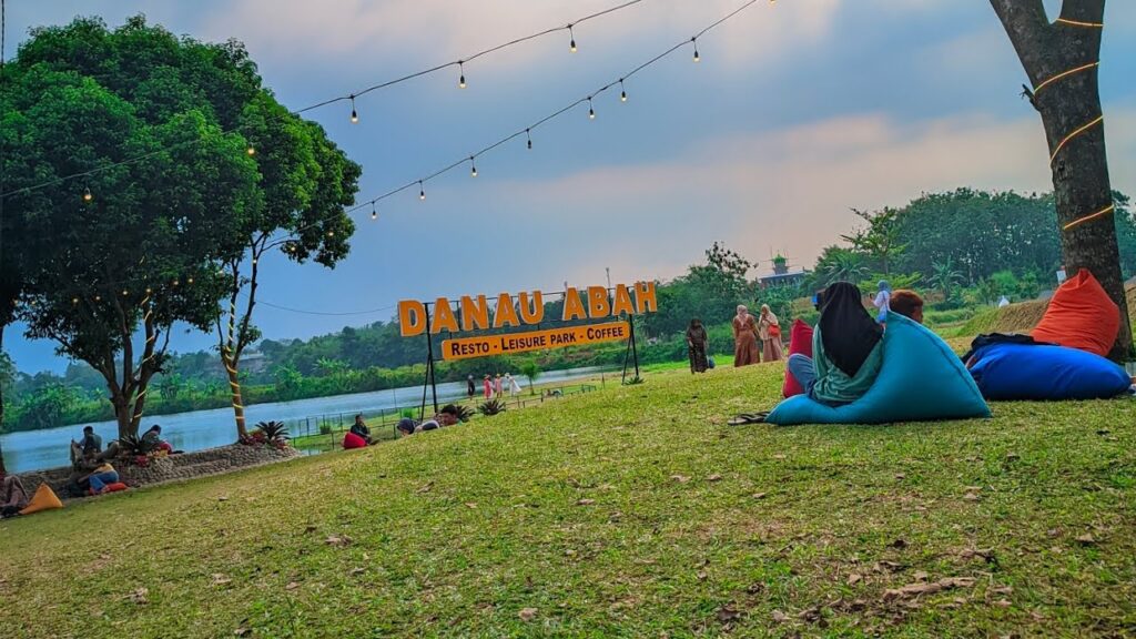 danau abah cisauk
