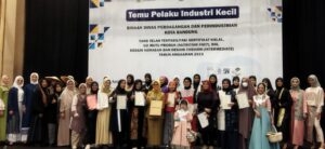 300 UMKM Dapat Sertifikasi Halal dan Uji Mutu