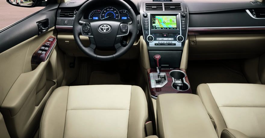 interior toyota camry 2012
