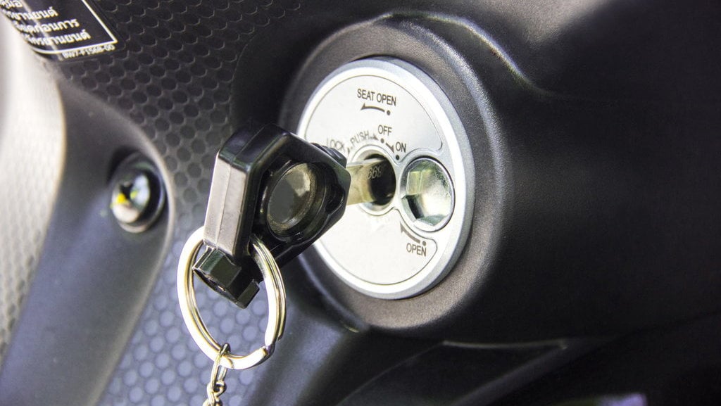 kunci motor
