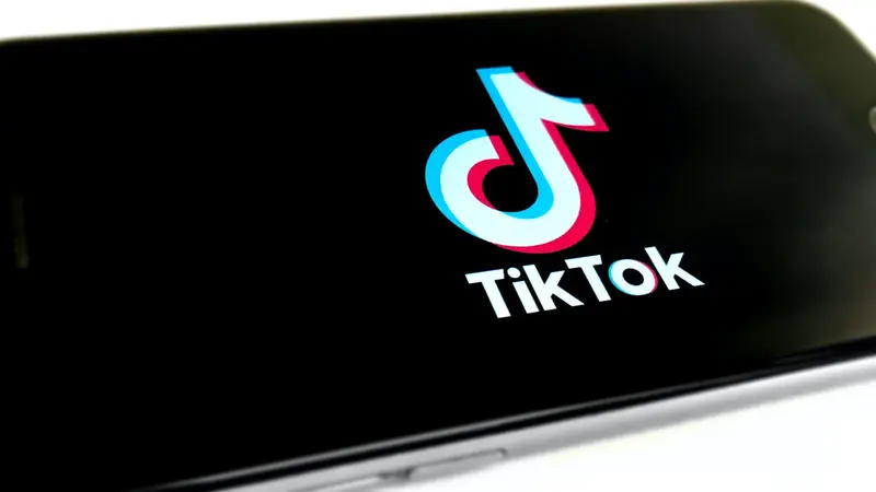 menonaktifkan akun TikTok