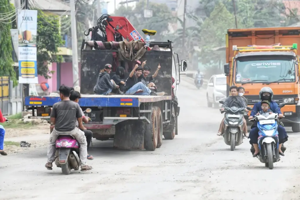 pungli parung panjang