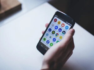 ponsel android kena virus