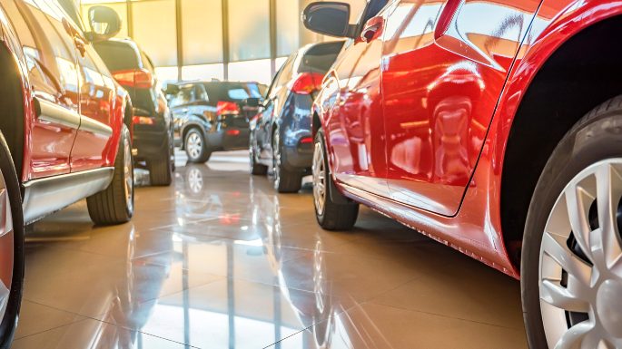 showroom mobil bekas (2)